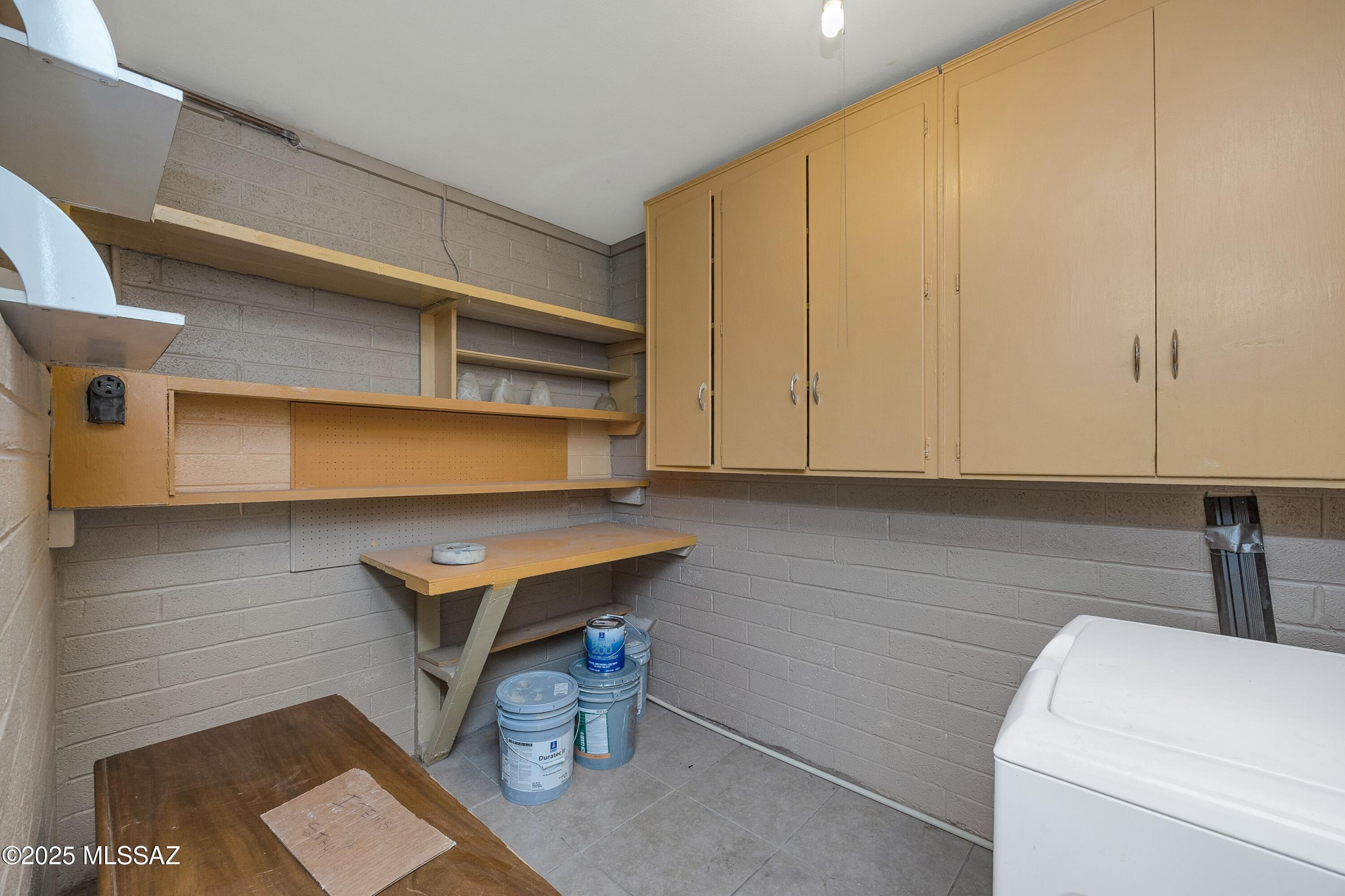 3326 North Reno Avenue Tucson, AZ 85705 - Photo 17 of 21 Utility Room
