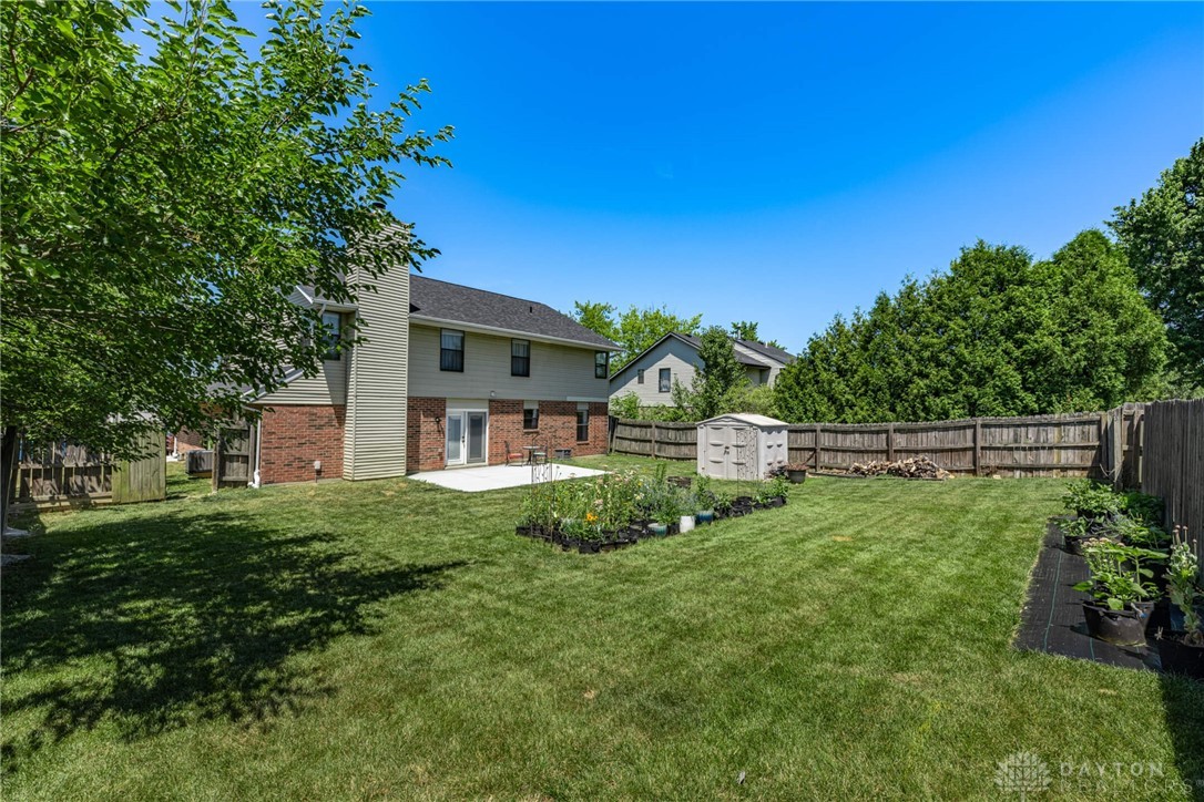 6808 Charlesgate Road Huber Heights, OH 45424 - Photo 34 of 38 Backyard