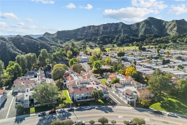 $505,000 | 31363 The Old Road, Unit A, Castaic, CA 91384