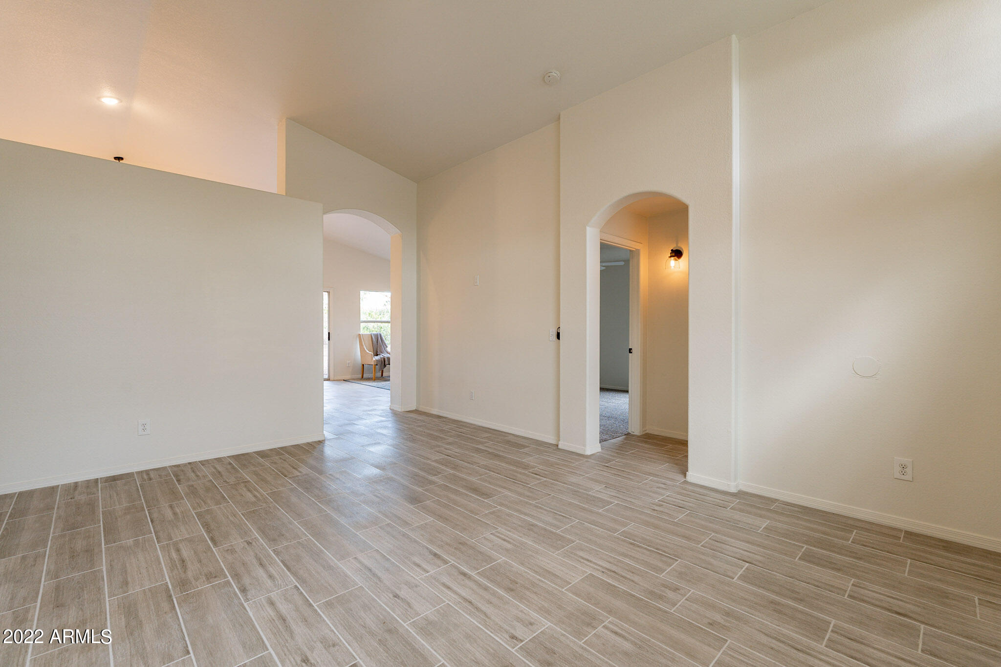 12454 West Granada Road Avondale, AZ 85392 - Photo 6 of 37 Living Room