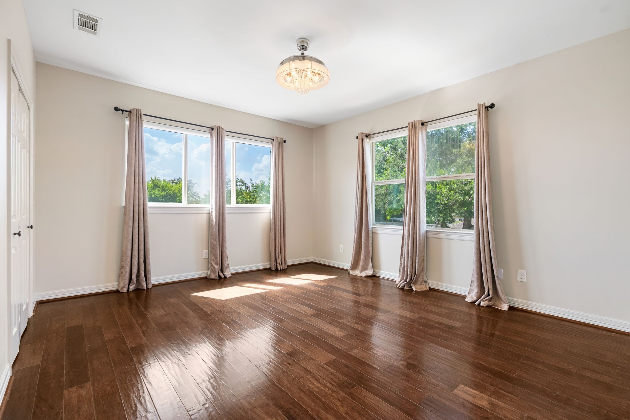 6203 Sedalia Street Houston, TX 77021 - Photo 6 of 16