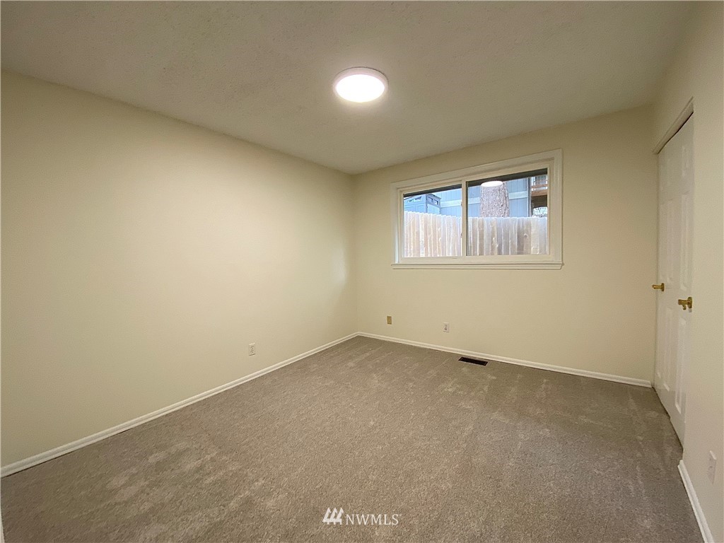 14902 175th Avenue Southeast Renton, WA 98059 - Photo 24 of 39