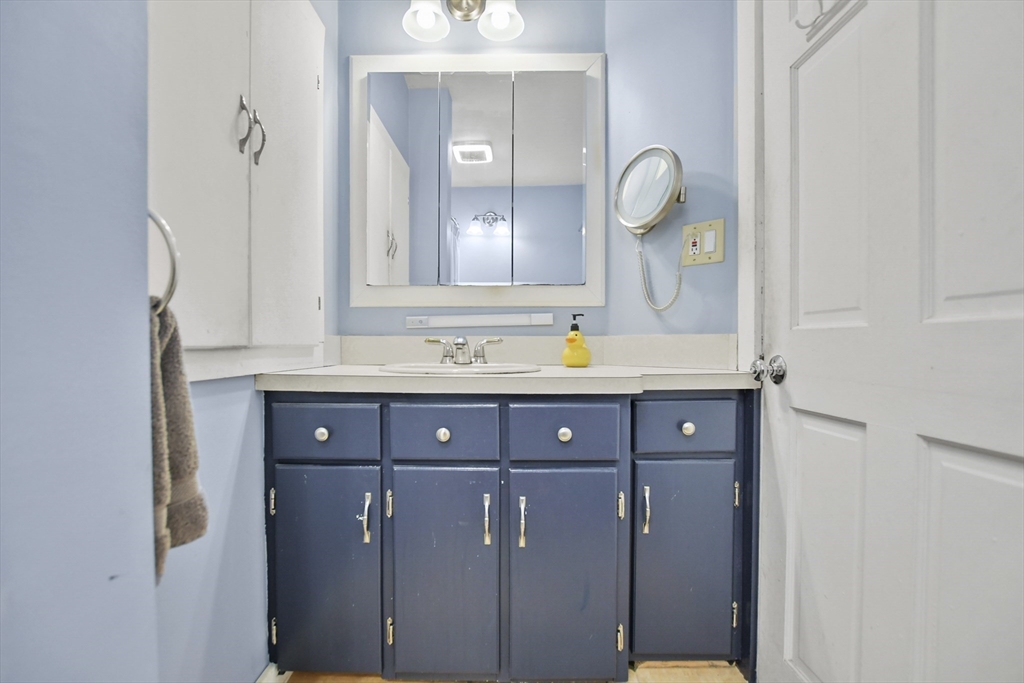 37 Hill Road Marlborough, MA 01752 - Photo 20 of 40 Gallery Image 20