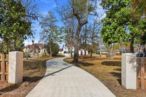 $1,500,000 | 6285 Whispering Oaks Drive North, Jacksonville, FL 32277
