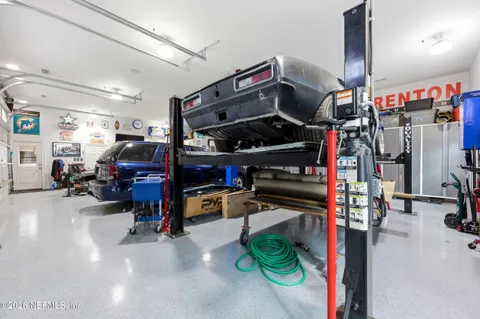 $1,500,000 | 6285 Whispering Oaks Drive North, Jacksonville, FL 32277