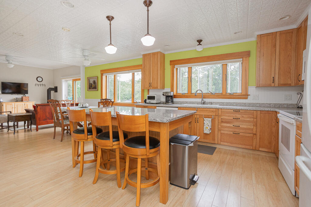 129 Philbrick Road Farmington, ME 04938 - Photo 6 of 63 srr-3