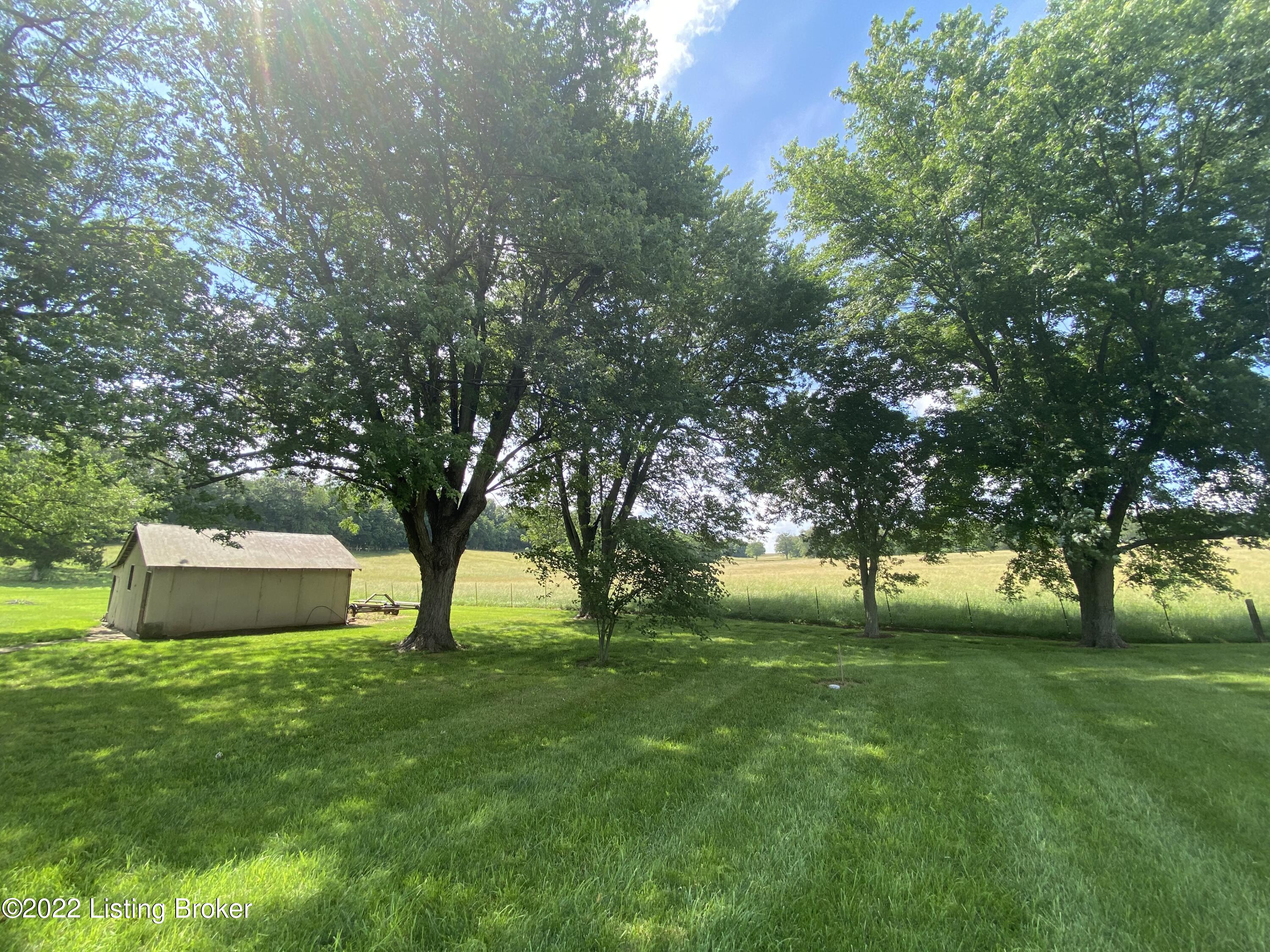 580 Sandy Hill Road Guston, KY 40142 - Photo 13 of 39 5D737FD8-BADA-451B-831D-50F32F31EEF3