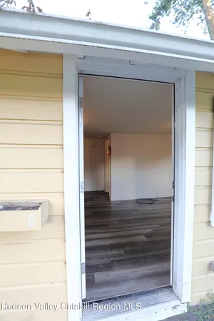a view of entryway