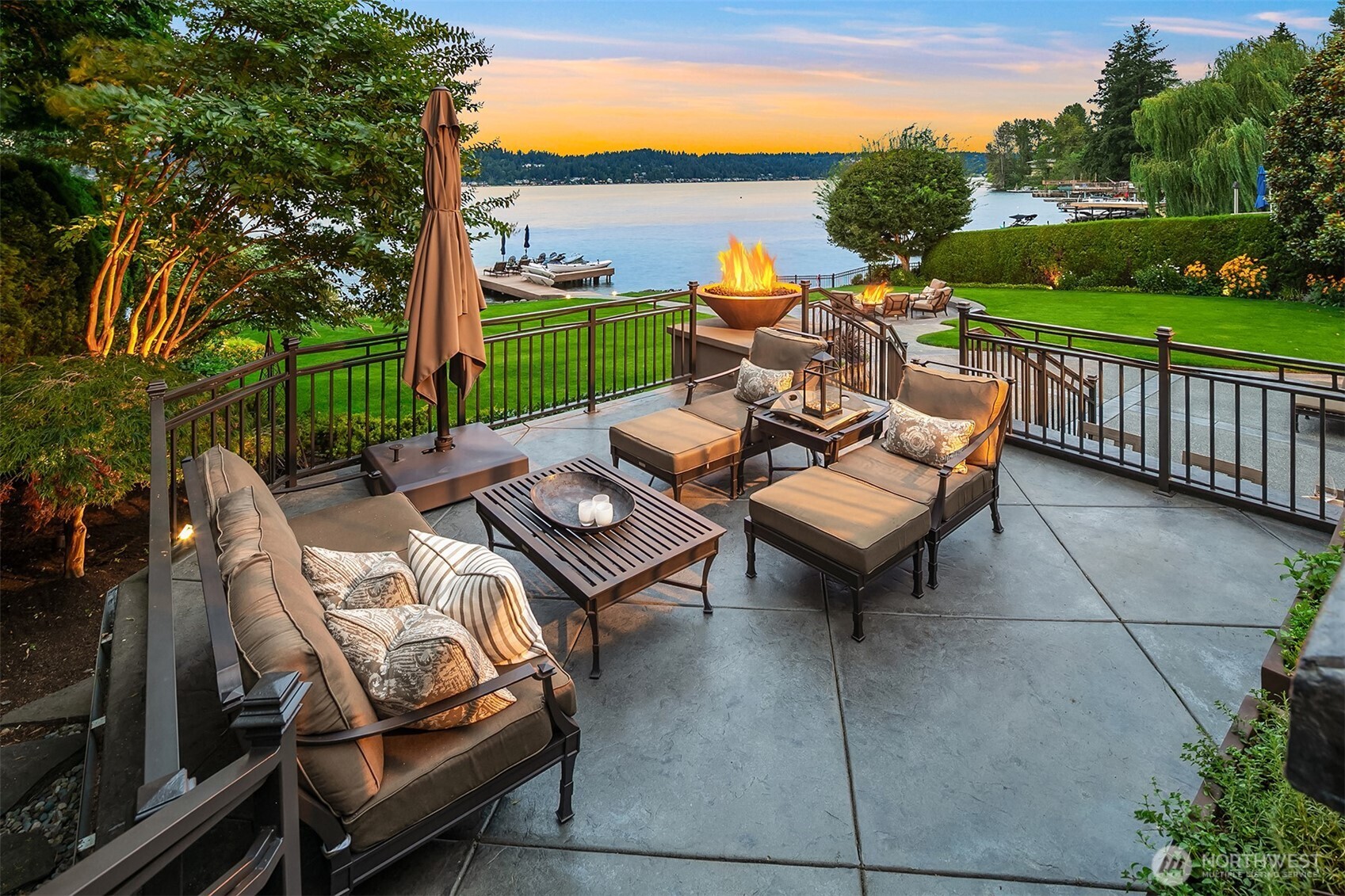 2419 East Lake Sammamish Place Southeast Sammamish, WA 98075 - Photo 1 of 40
