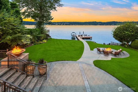 $7,450,000 | 2419 East Lake Sammamish Place Southeast, Sammamish, WA 98075