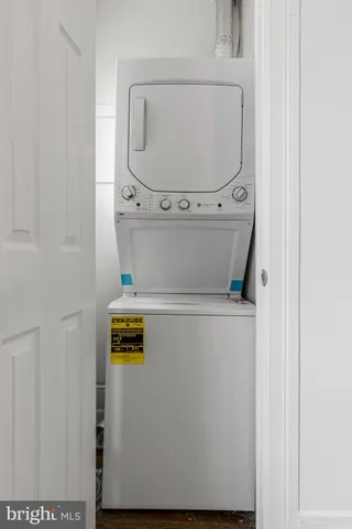 $1,350 | 1719 West Virginia Avenue Northeast, Unit 4, Washington, DC 20002