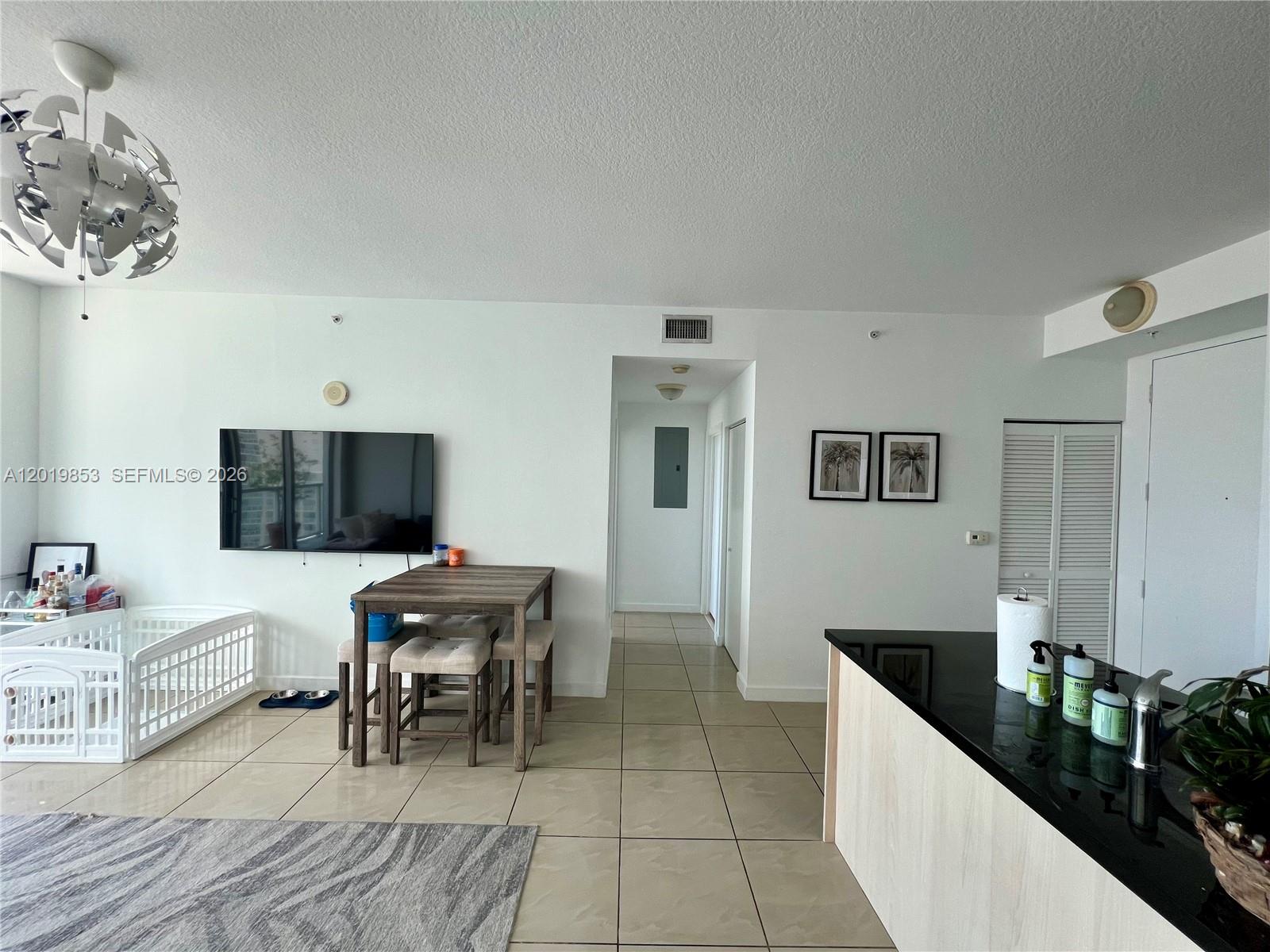 79 Southwest 12th Street, Unit 2903S Miami, FL 33130 - Photo 11 of 44