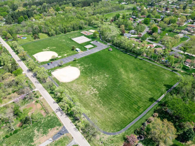 $379,900 | 10632 Ventura Boulevard, Machesney Park, IL 61115