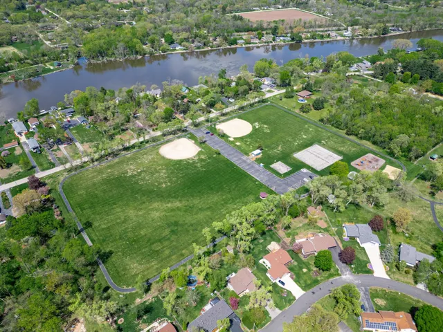 $379,900 | 10632 Ventura Boulevard, Machesney Park, IL 61115