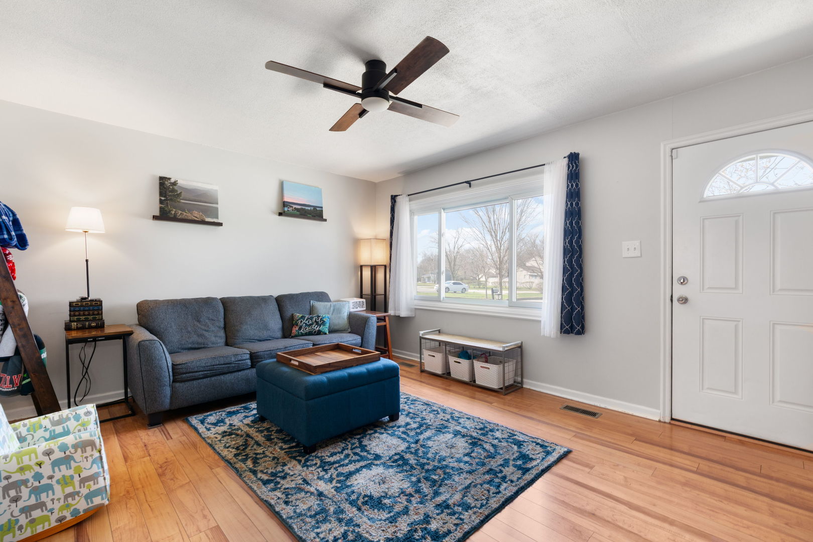 248 Oak Ridge Court Bolingbrook, IL 60440 - Photo 2 of 19