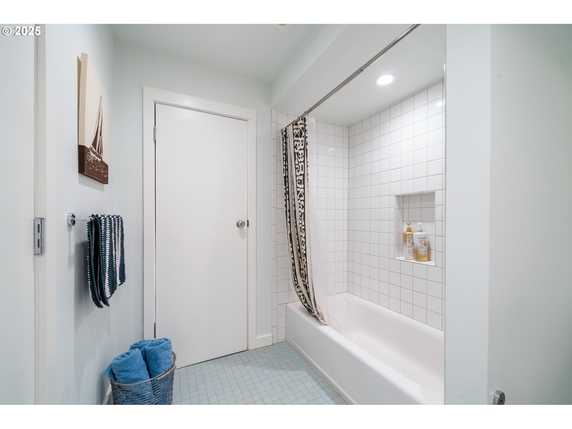 1100 Arthurs Road Oceanside, OR 97141 - Photo 42 of 48 a bathroom with a bathtub and a shower
