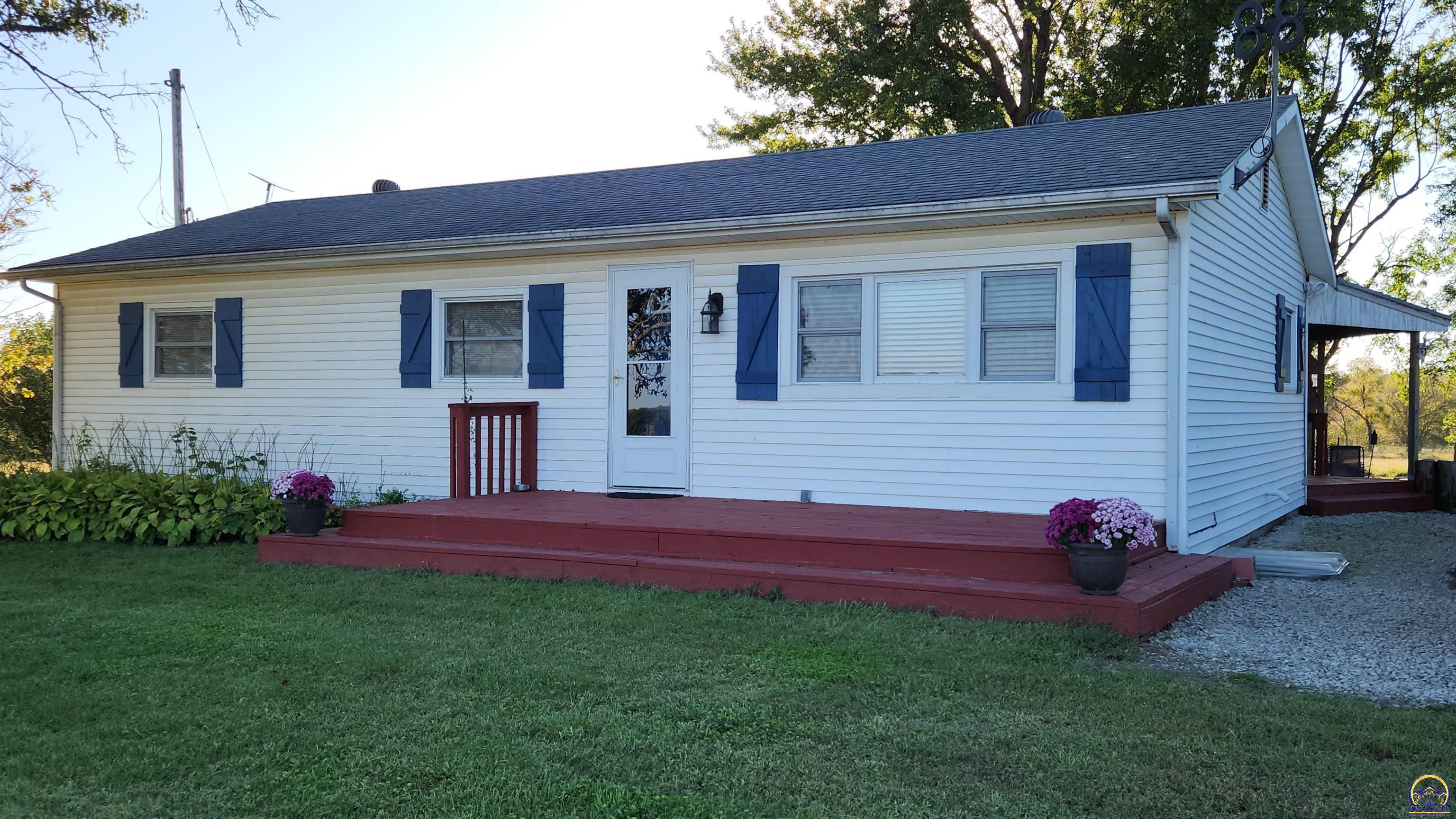 21787 S4 Road Holton, KS 66436 - Photo 17 of 72 Gallery Image 17