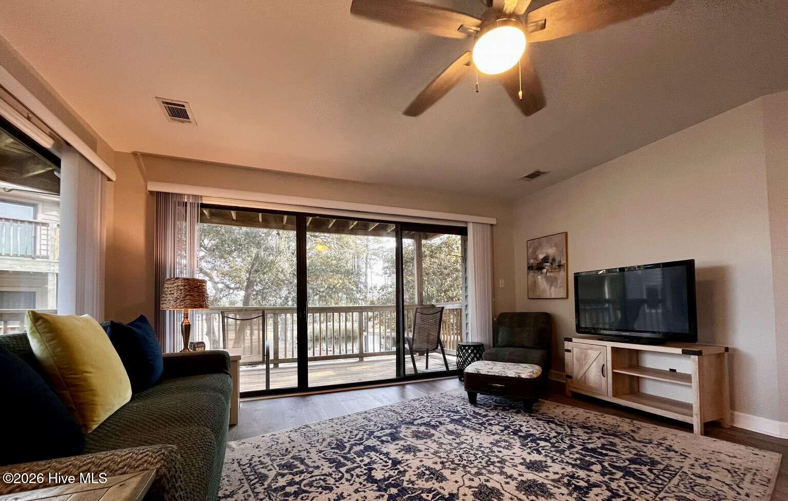 806 Colony Place, Unit C Sunset Beach, NC 28468 - Photo 10 of 25 Leonard.10