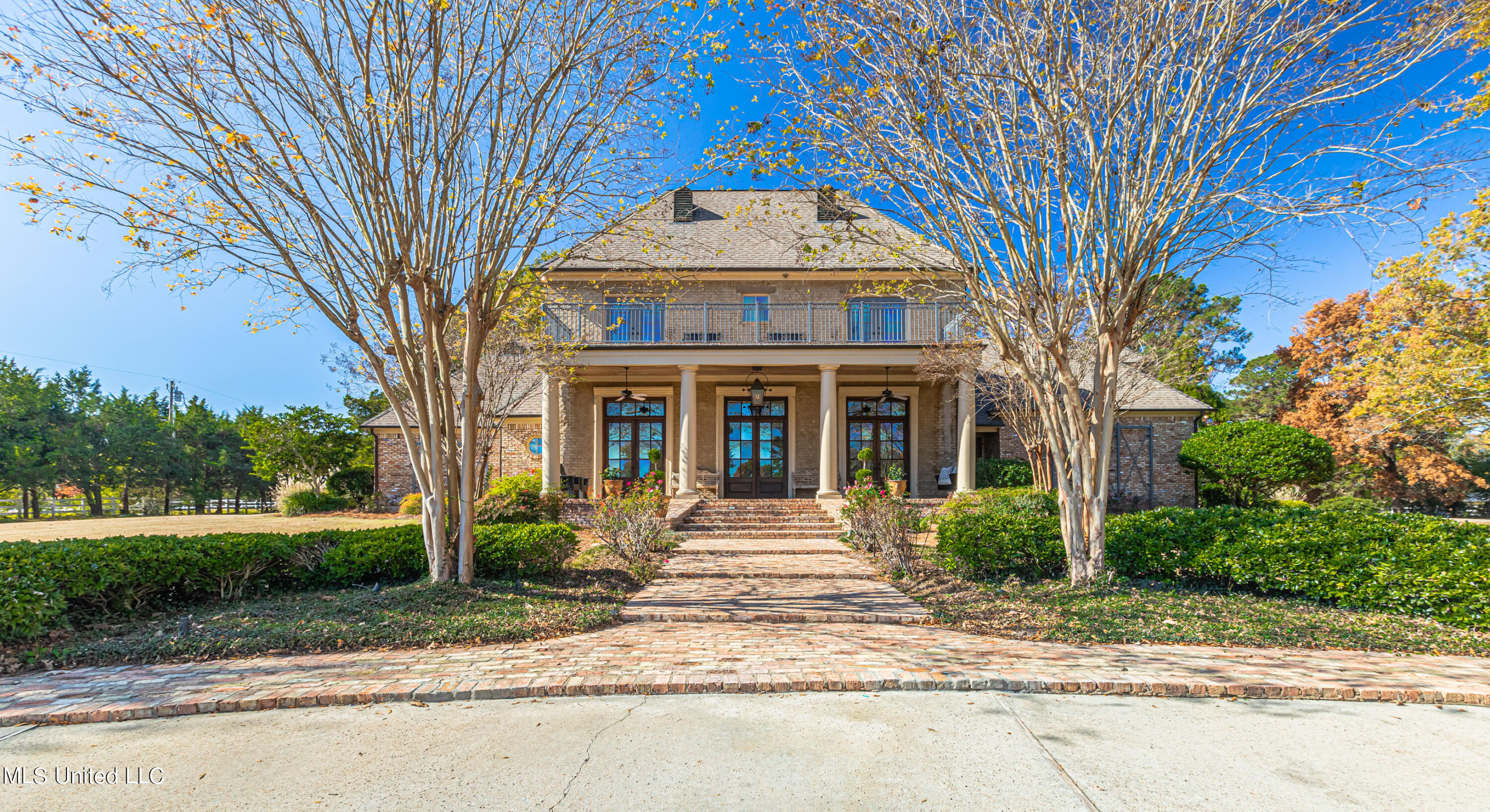 569 North Old Canton Road Madison, MS 39110 - Photo 1 of 87 569 N Old Canton Rd