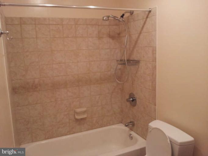 2906 Aquarius Avenue Silver Spring, MD 20906 - Photo 9 of 17 Bath