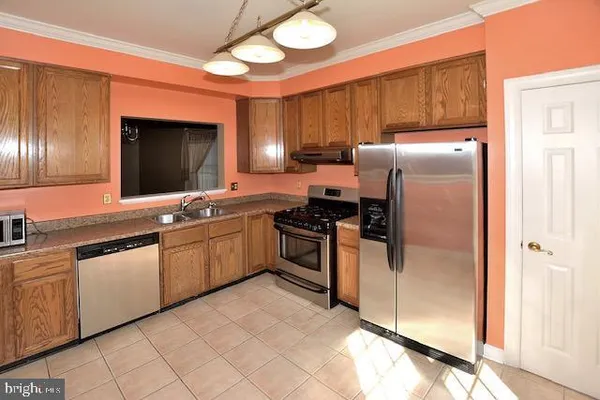 $3,400 | 3726 Huntley Meadows Lane, Alexandria, VA 22306