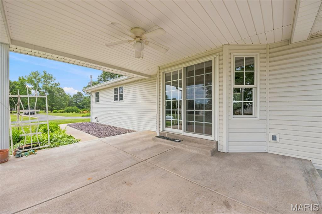 451 Birkhead Road Winfield, MO 63389 - Photo 9 of 48