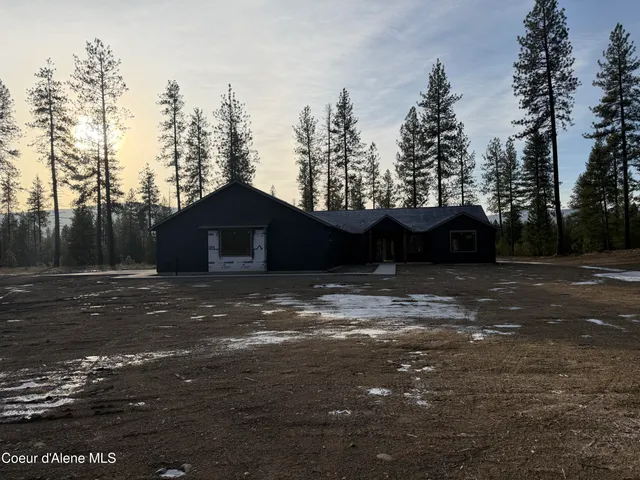 $895,000 | 38 Cannon Lane, Blanchard, ID 83804
