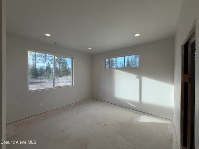 $895,000 | 38 Cannon Lane, Blanchard, ID 83804