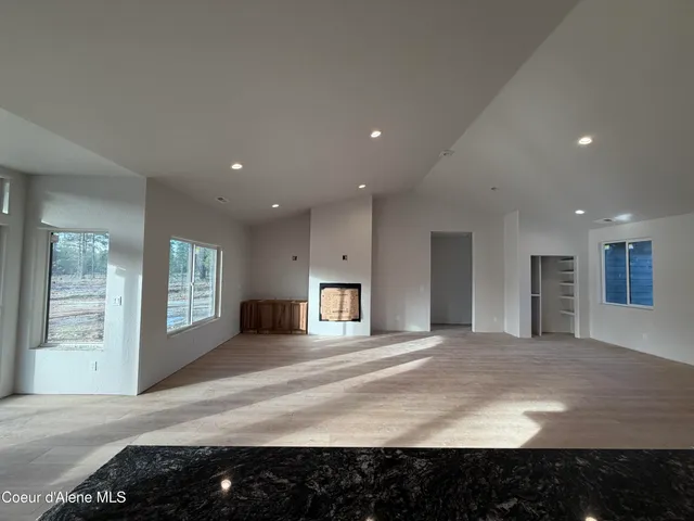 $895,000 | 38 Cannon Lane, Blanchard, ID 83804