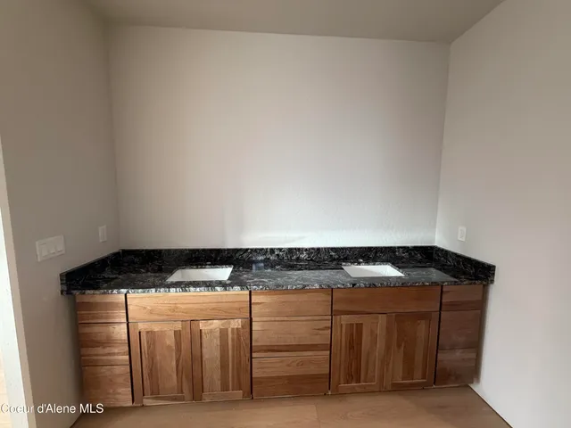 $895,000 | 38 Cannon Lane, Blanchard, ID 83804