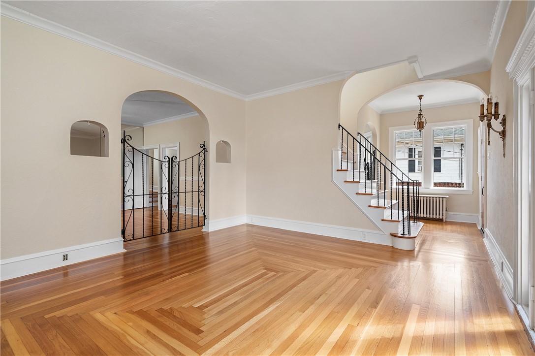 37 Great Road North Smithfield, RI 02896 - Photo 7 of 48 Gallery Image 7