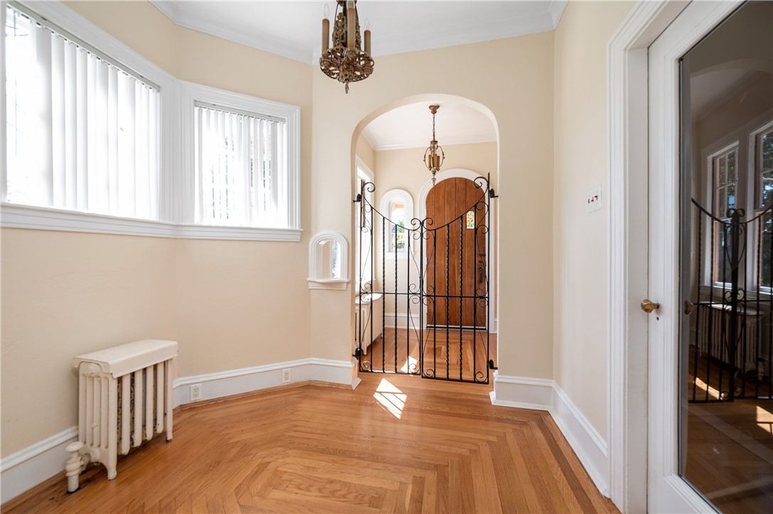 37 Great Road North Smithfield, RI 02896 - Photo 9 of 48 Gallery Image 9