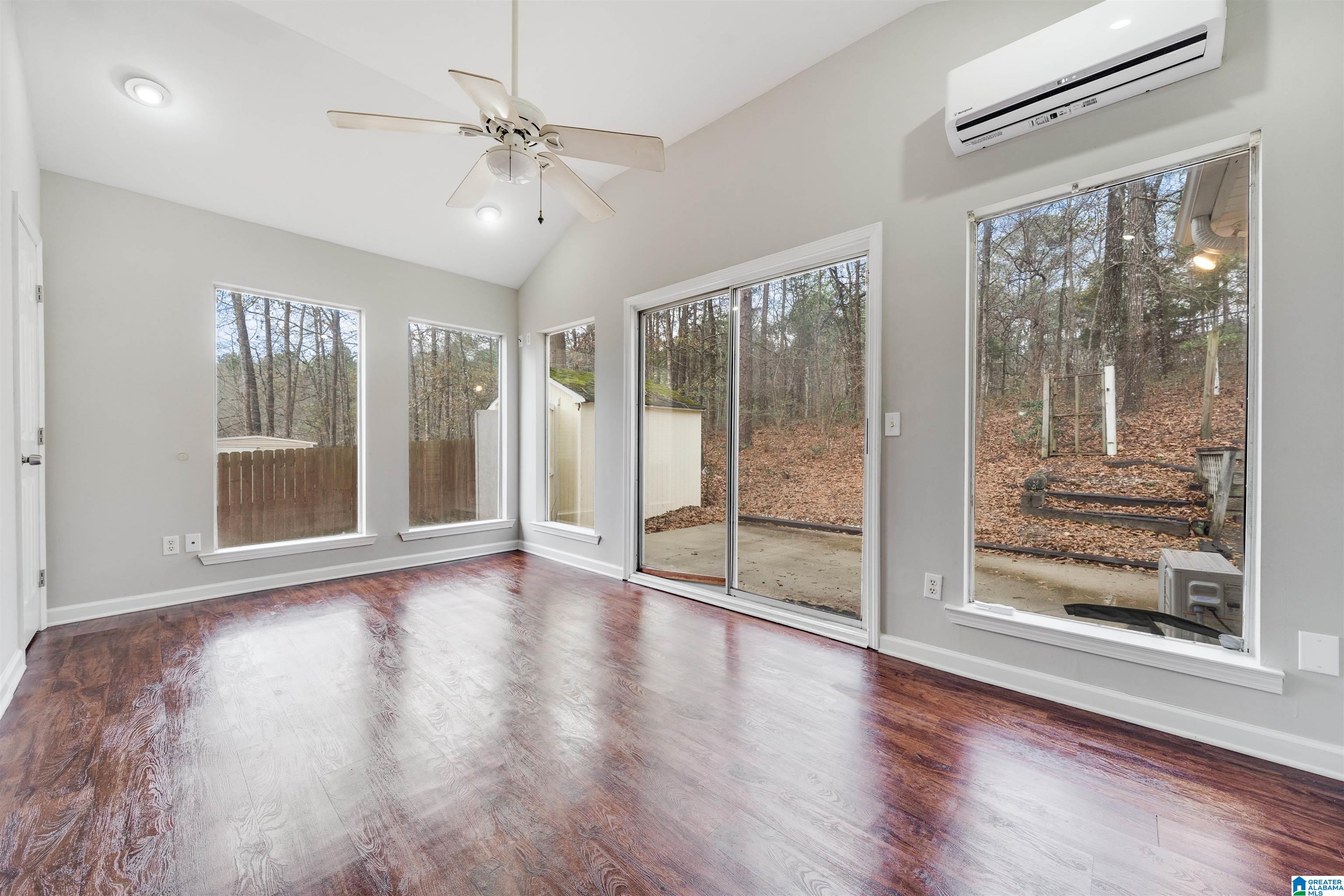 105 Berryhill Circle Alabaster, AL 35007 - Photo 5 of 34