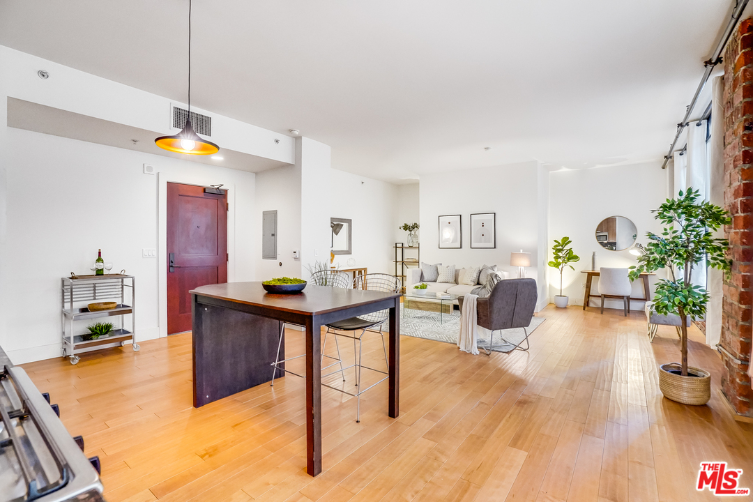 460 South Spring Street, Unit 511 Los Angeles, CA 90013 - Photo 12 of 26