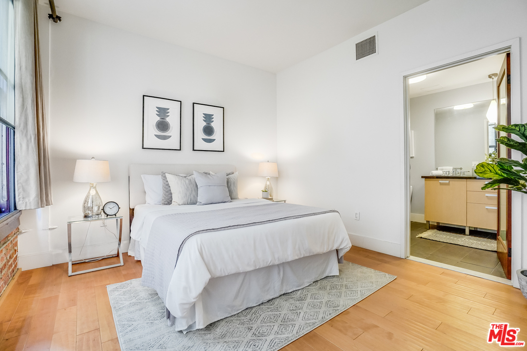 460 South Spring Street, Unit 511 Los Angeles, CA 90013 - Photo 13 of 26