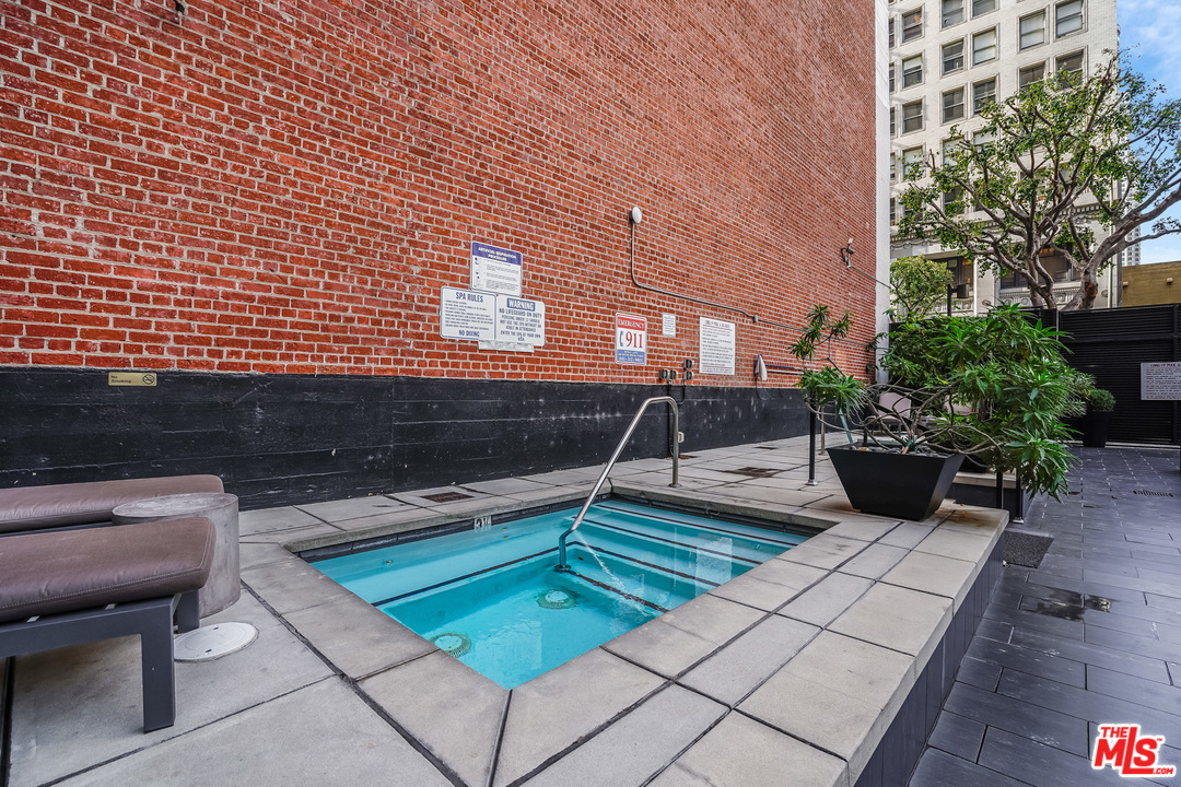 460 South Spring Street, Unit 511 Los Angeles, CA 90013 - Photo 18 of 26