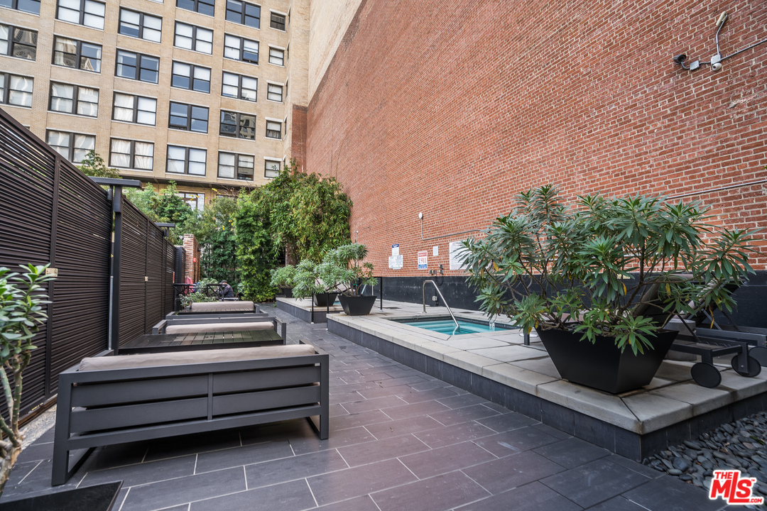 460 South Spring Street, Unit 511 Los Angeles, CA 90013 - Photo 20 of 26