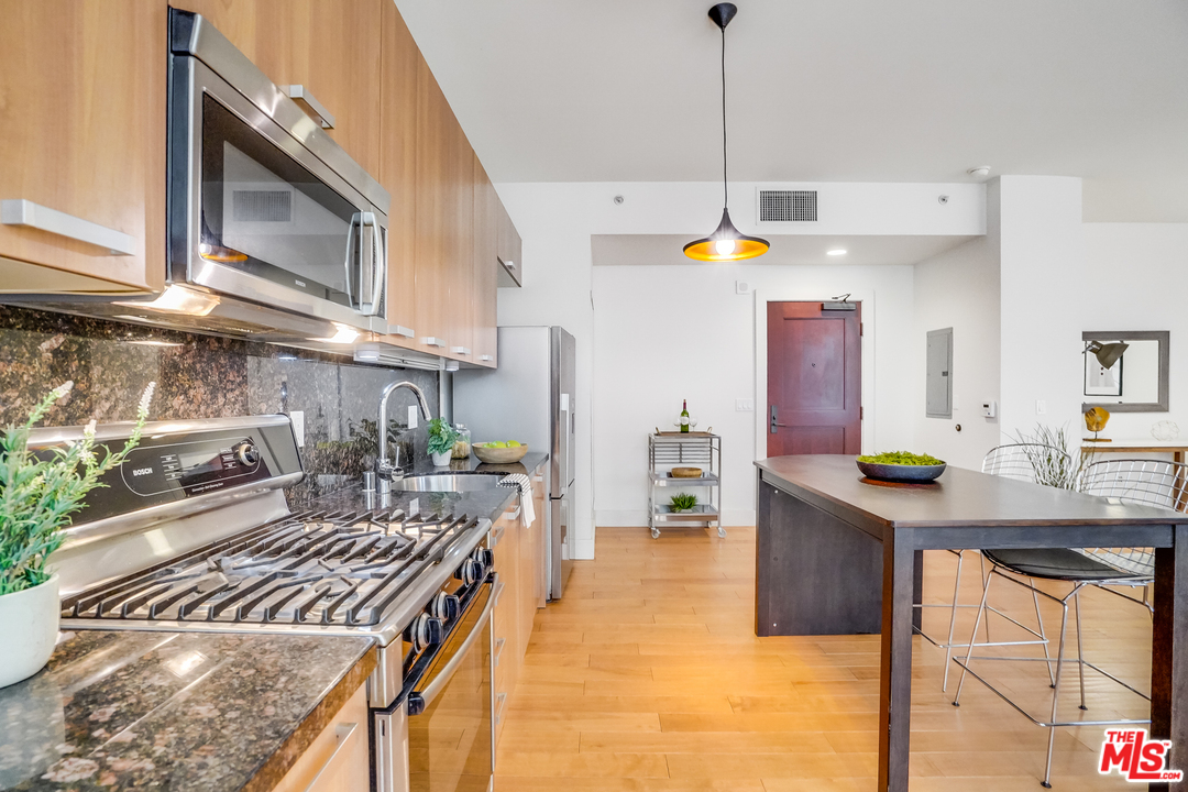 460 South Spring Street, Unit 511 Los Angeles, CA 90013 - Photo 10 of 26