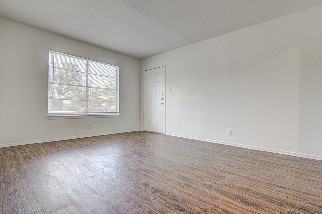 5006 Brighton Road, Unit A Austin, TX 78745 - Photo 5 of 20 Gallery Image 5