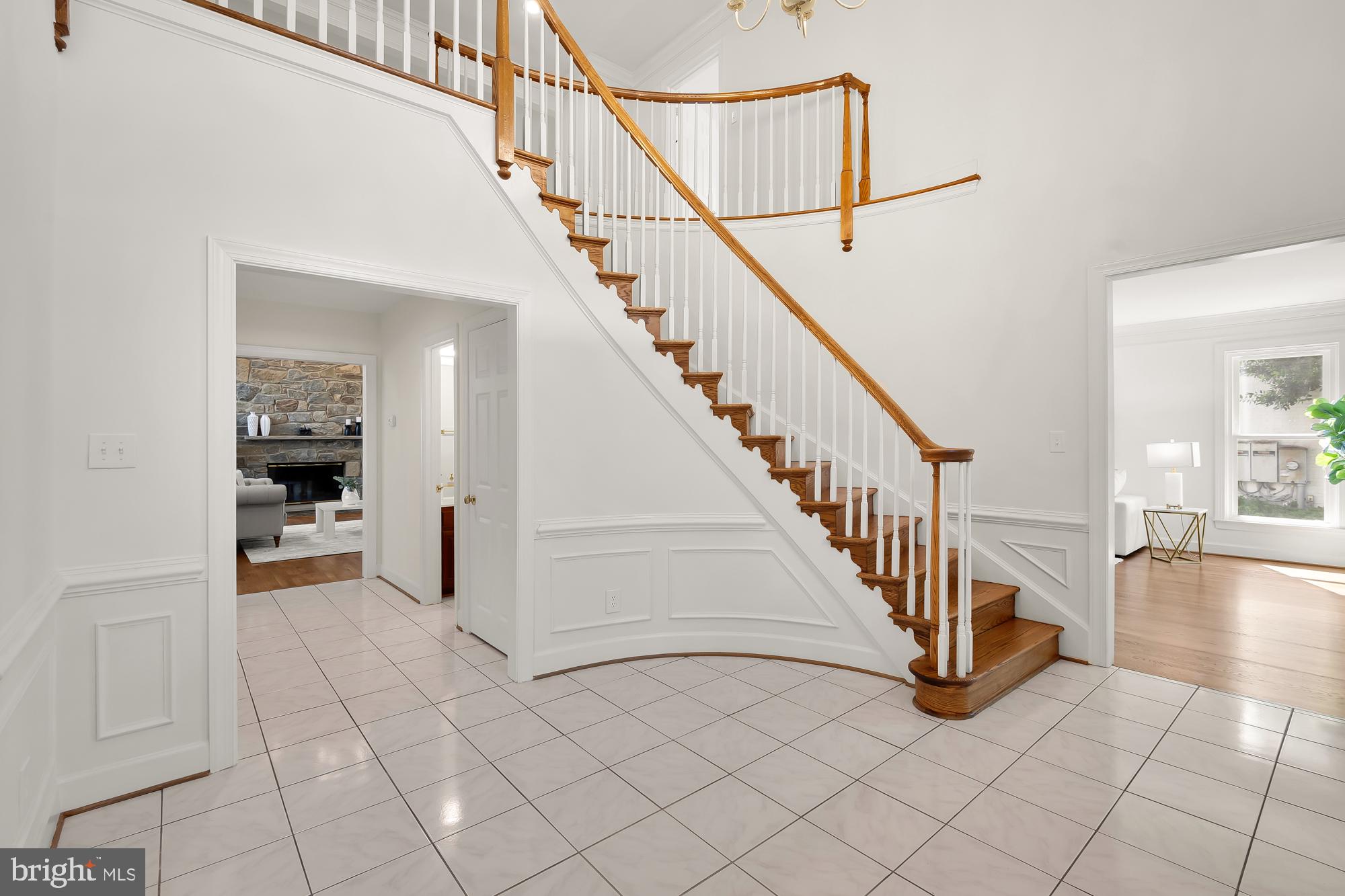 8909 Bells Mill Road Potomac, MD 20854 - Photo 3 of 71 Foyer with curved staircase