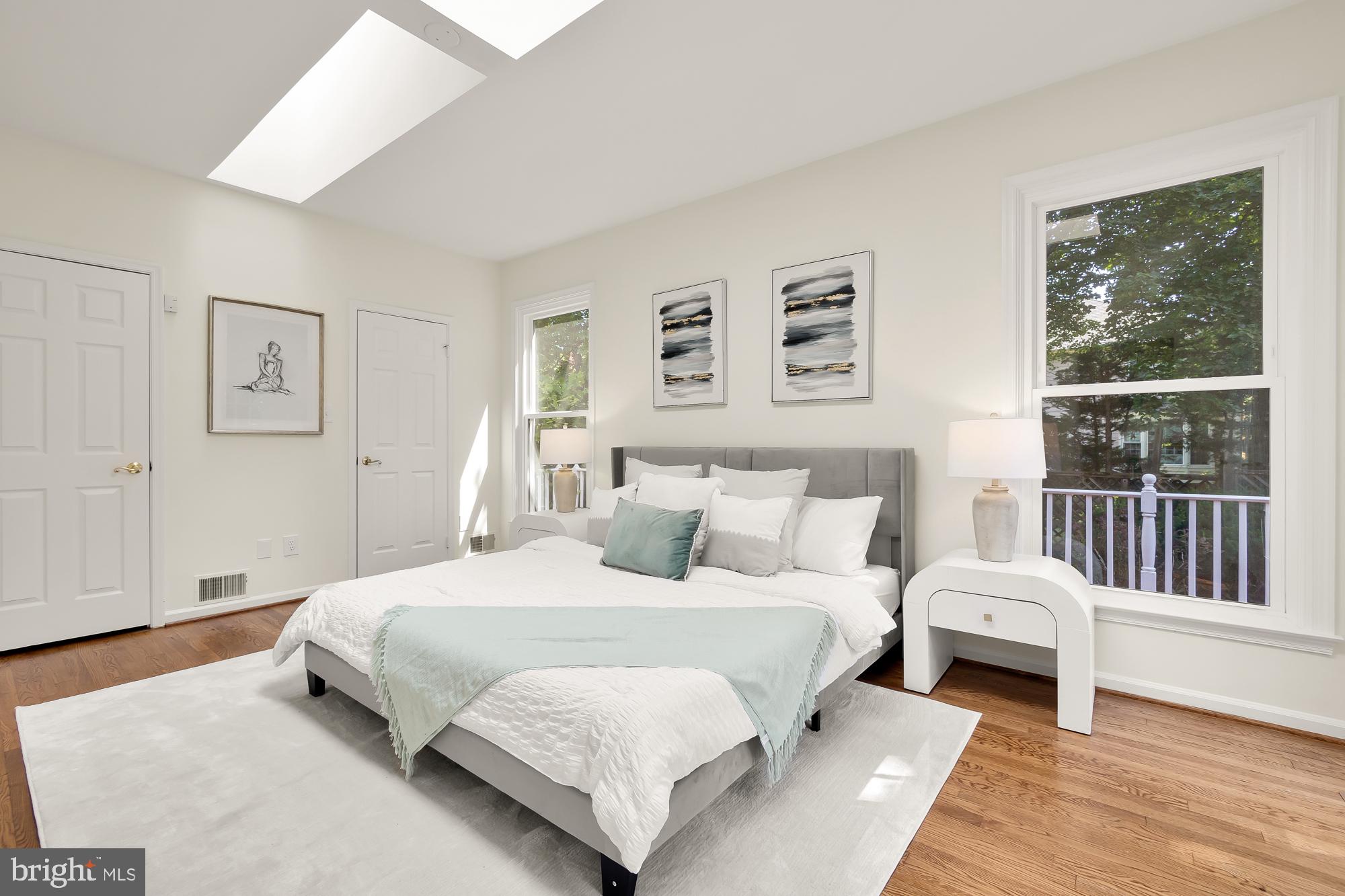 8909 Bells Mill Road Potomac, MD 20854 - Photo 31 of 71 Main level bedroom suite (bedroom 1)