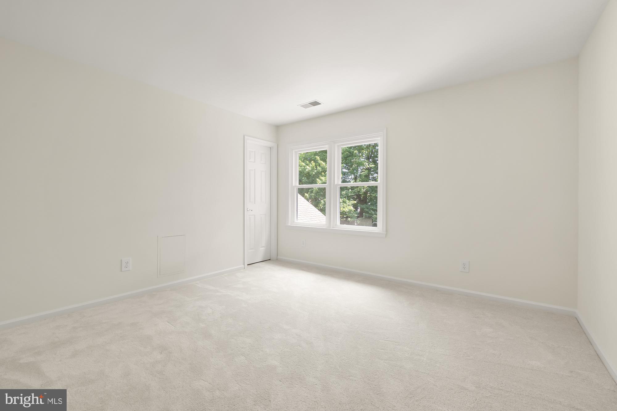 8909 Bells Mill Road Potomac, MD 20854 - Photo 44 of 71 Bedroom (3 of 5)