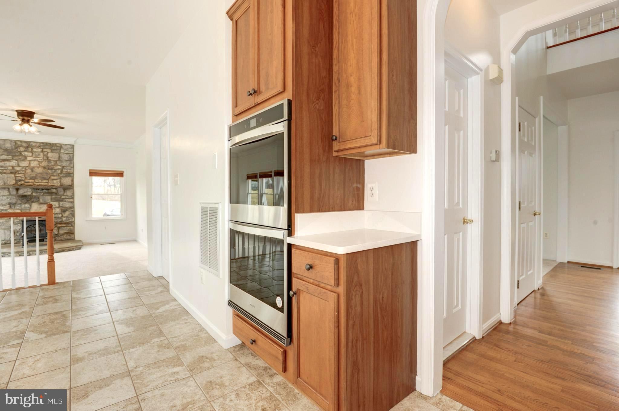 14340 Milltown Road Waterford, VA 20197 - Photo 23 of 84 New Double Wall Oven