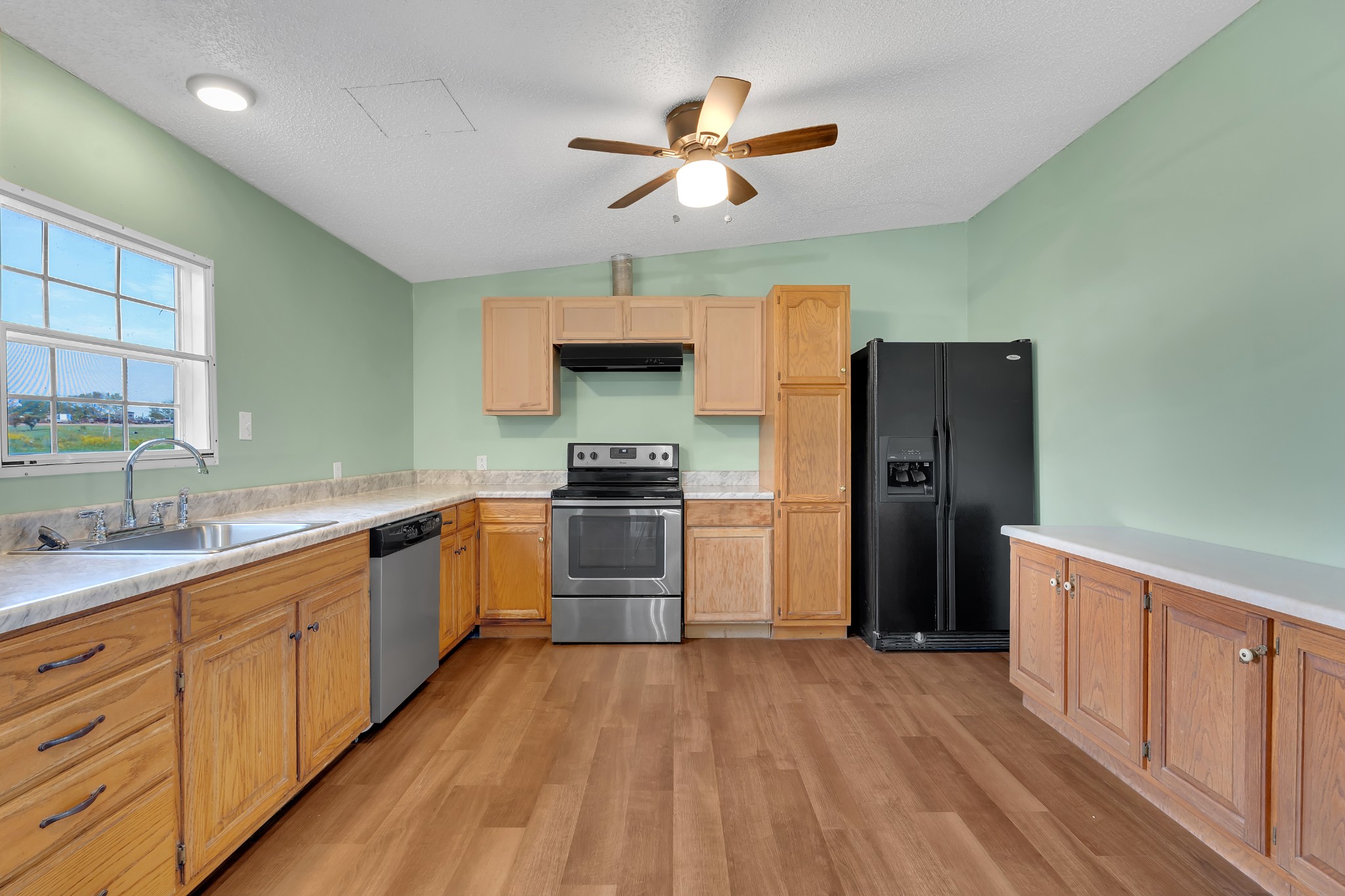 240 Cole Lane Belvidere, TN 37306 - Photo 13 of 37