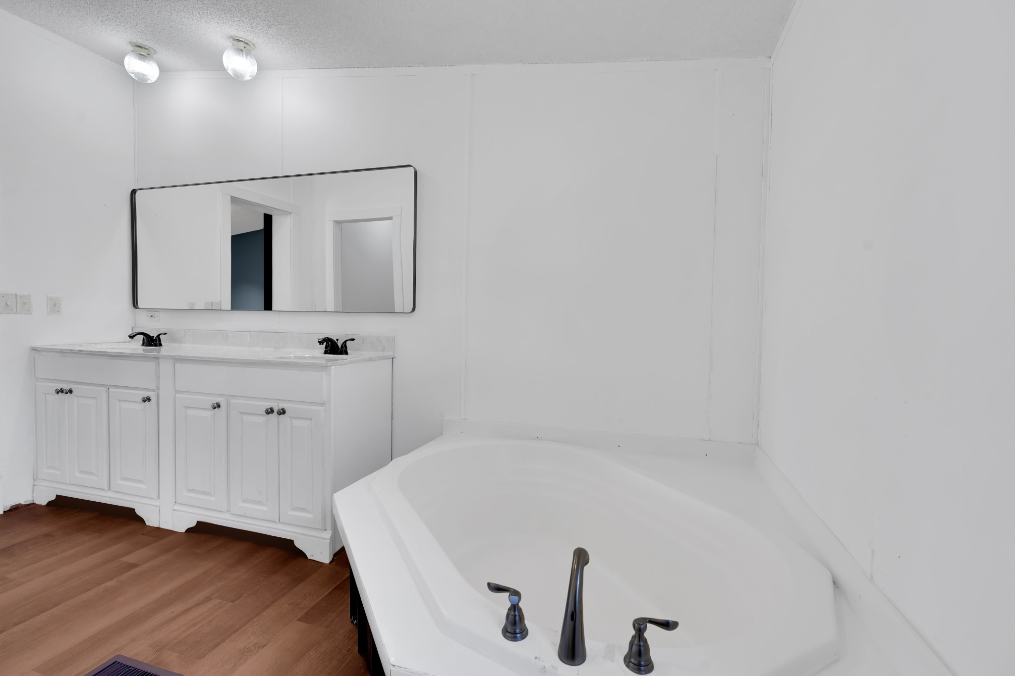 240 Cole Lane Belvidere, TN 37306 - Photo 23 of 37