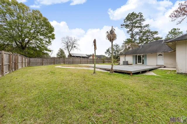 $2,200 | 6919 Springwood Boulevard, Denham Springs, LA 70726
