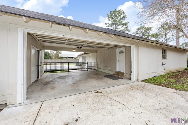 $2,200 | 6919 Springwood Boulevard, Denham Springs, LA 70726