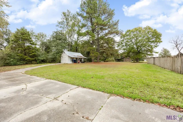 $2,200 | 6919 Springwood Boulevard, Denham Springs, LA 70726