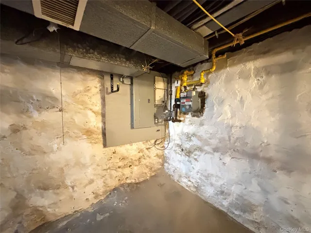 $559,000 | 45 John Street, New Rochelle, NY 10805