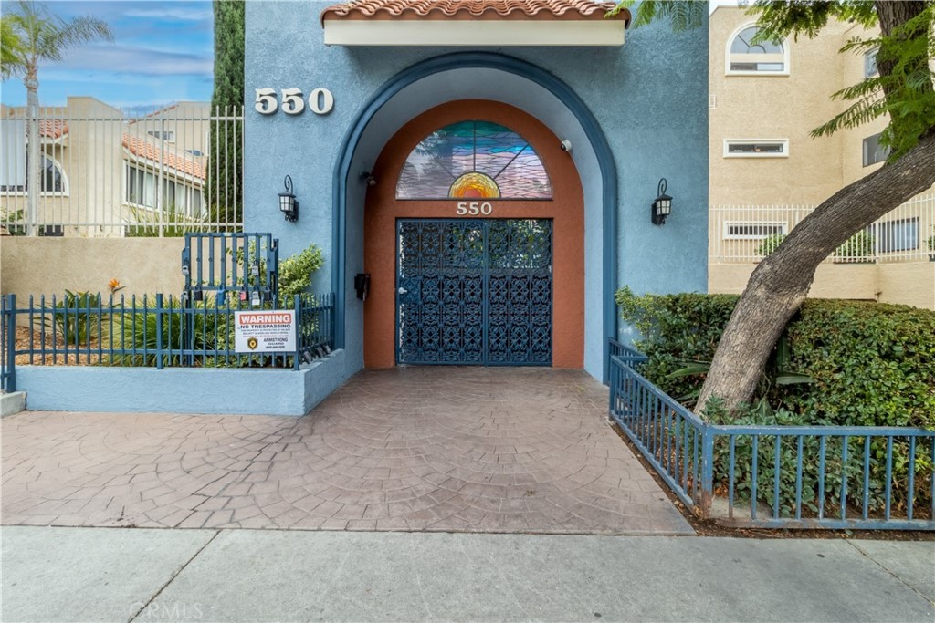550 Orange Avenue, Unit 318 Long Beach, CA 90802 - Photo 25 of 25 a view of entrance gate of a house